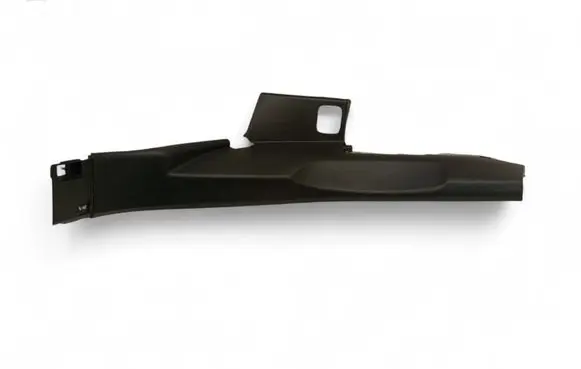 Audi Q7 4M Rear seat side bottom trim 4M0867767G 4M0867767F