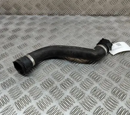 Mercedes-Benz C W205 Engine coolant pipe/hose A2055016384