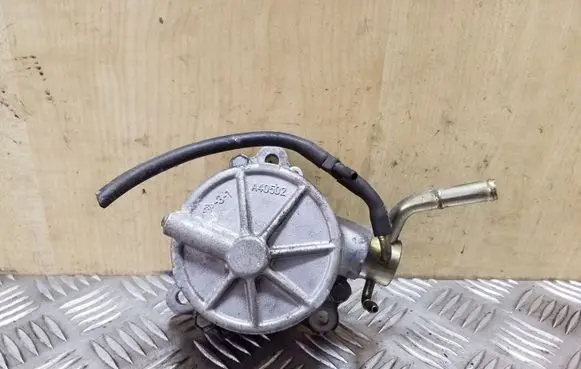 Mazda 6 Vacuum pump RF5C18G00 X2T58172