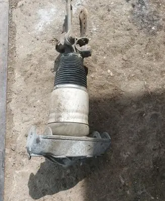 Volkswagen Touareg I Air suspension front shock absorber 