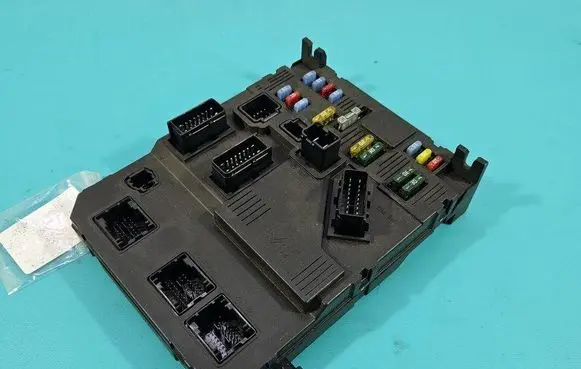 Peugeot 407 Central body control module 9655708380 IMPRK1483576