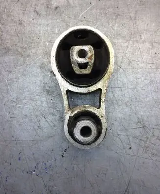 Ford Fiesta Engine mount bracket BH9SA
