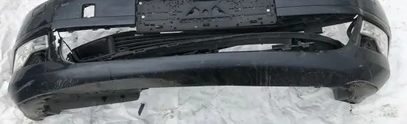 Citroen C5 Front bumper melyna 9681052880