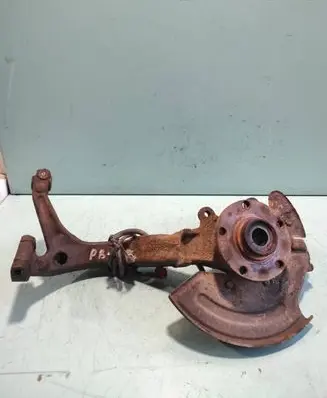 Volkswagen PASSAT B5.5 Front wheel hub 8D0407257