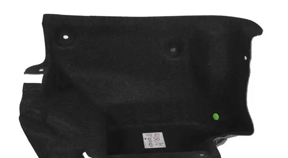 Trunk/boot side trim panel