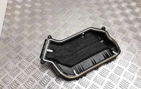 Audi A4 S4 B8 8K Fuse box cover 8K1907613C