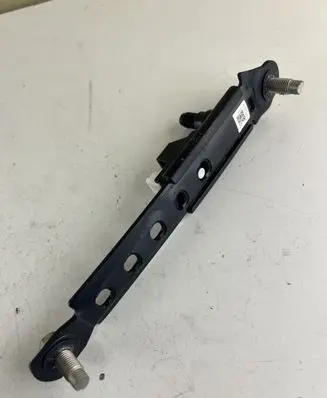 Nissan Qashqai Seat belt adjustment rail 308205999AA