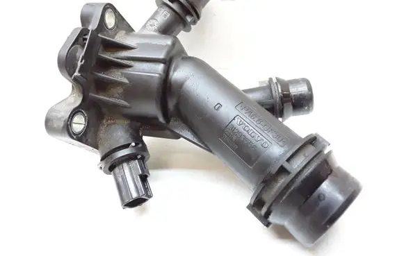 Thermostat/thermostat housing