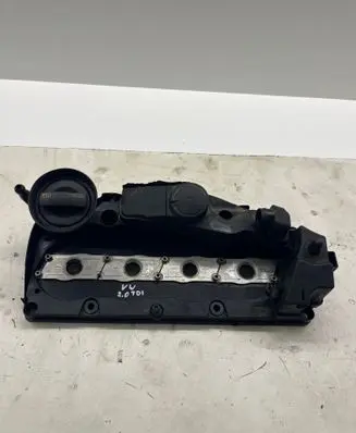 Volkswagen PASSAT B6 Rocker cam cover 03L103469 V620
