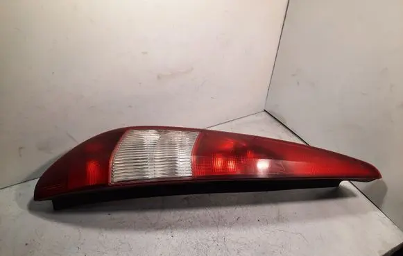 Ford Mondeo Mk III Rear/tail lights