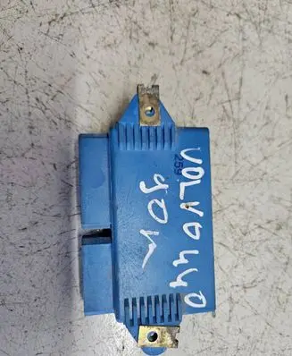 Volvo 440 Light relay 5KG005019-02