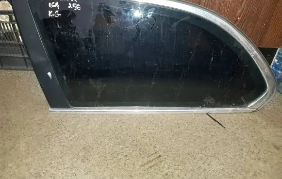 BMW 5 E60 E61 Rear side window 51377127087