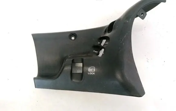 Chrysler Voyager Front door window switch trim 4685437