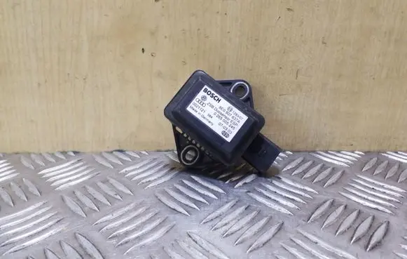 Audi A4 S4 B6 8E 8H ESP acceleration yaw rate sensor 8E0907637A 0265005245