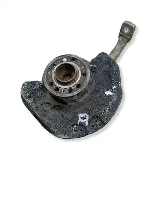 Mercedes-Benz C W205 Front wheel hub 