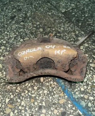 Toyota Corolla E120 E130 Front brake caliper