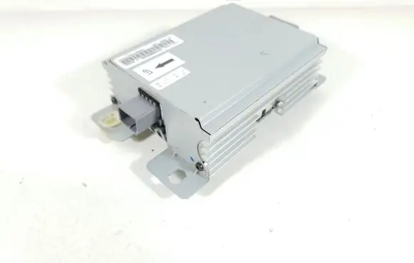 Ford Mustang V Sound amplifier 7R3T-18C808-AA 4R3Z-18B849-AB