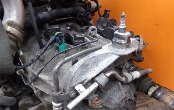 Opel Vivaro Manual 6 speed gearbox PF6050 21MB29