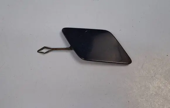 BMW 5 G30 G31 G38 Front tow hook cap/cover 51117385256