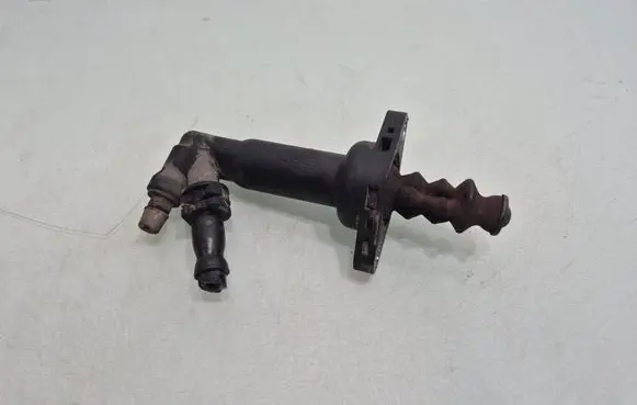 Skoda Fabia Mk2 (5J) Clutch slave cylinder 6Q0721261E