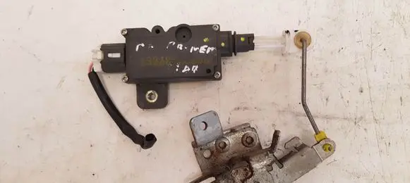 Nissan Primera Central locking motor 