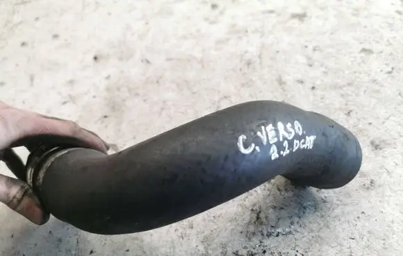 Toyota Corolla Verso AR10 Intercooler hose/pipe