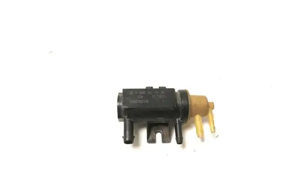 Mercedes-Benz ML W166 Turbo solenoid valve A0091533128