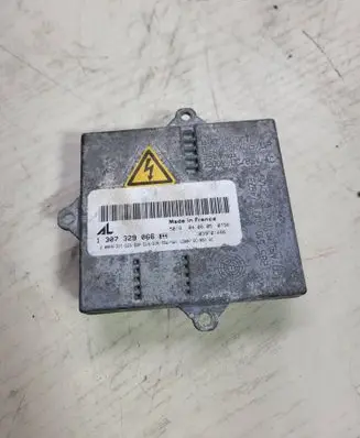 Mercedes-Benz C W203 Xenon control unit/module 1307329066 1039F01486