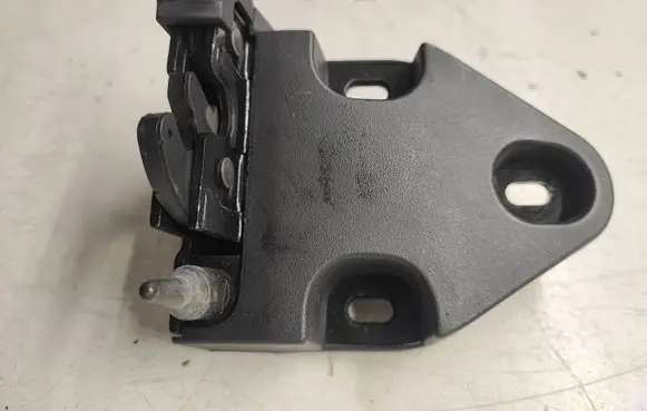 Opel Vivaro Loading door lock 