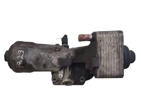Seat Leon (1P) Oil filter mounting bracket 045115389E