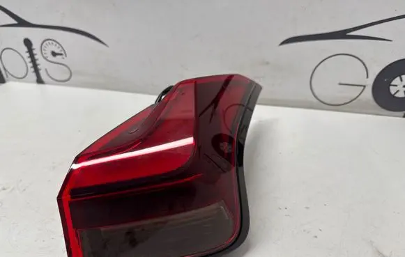 Lexus UX Rear/tail lights