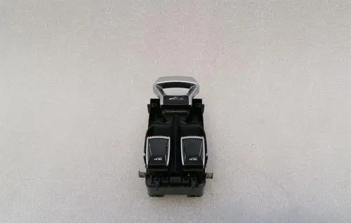 McLaren 600LT Switch for retractable tow bar 14M0133CP