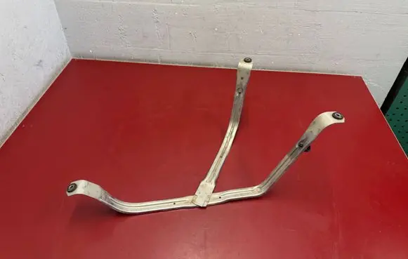 BMW X1 U11 Fuel tank mounting bracket 5A495A1