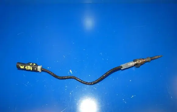 Mercedes-Benz A W177 Exhaust gas temperature sensor A0009050112