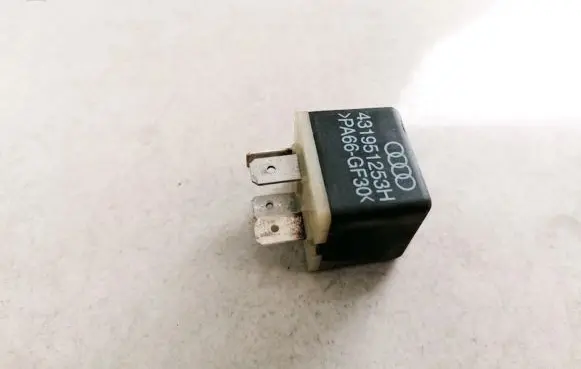 Audi A4 S4 B5 8D Other relay 431951253H