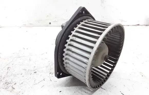 Nissan Sunny Heater fan/blower 4755030352
