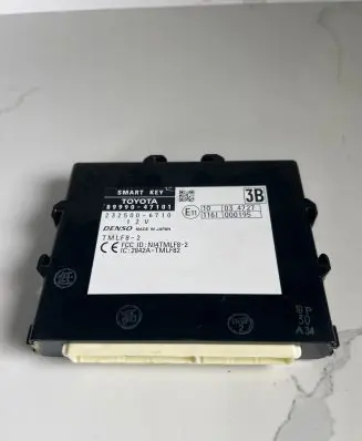 Toyota Prius+ (ZVW40) Other control units/modules 8999047101 2325006710
