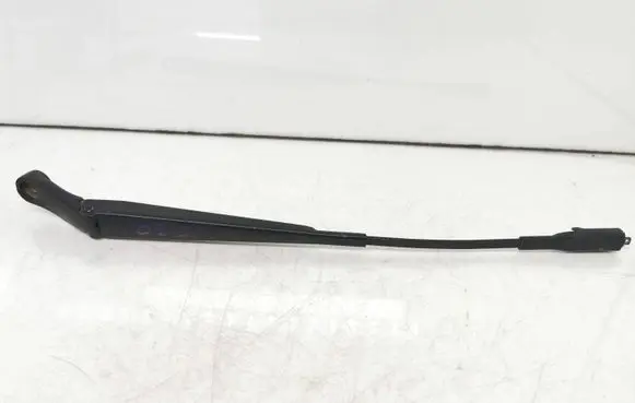 Opel Zafira B Front wiper blade arm 13145564