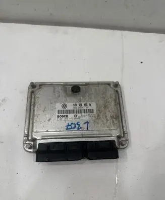Volkswagen Transporter - Caravelle T4 Engine control unit/module 074906018AK 28SA4770 0281010462