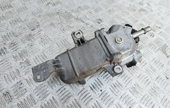 Nissan Navara D23 EGR valve cooler 147358697R