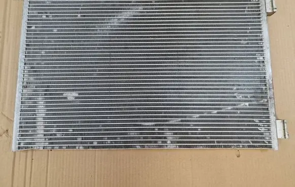Jaguar I-Pace A/C cooling radiator (condenser) HS739002