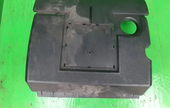 Volkswagen Polo Engine cover (trim) 03E129607