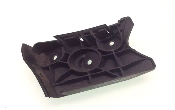 Seat Altea Front bumper mounting bracket 5P0807184A
