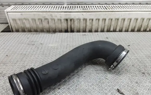Mercedes-Benz S W220 Air intake duct part A6280980101