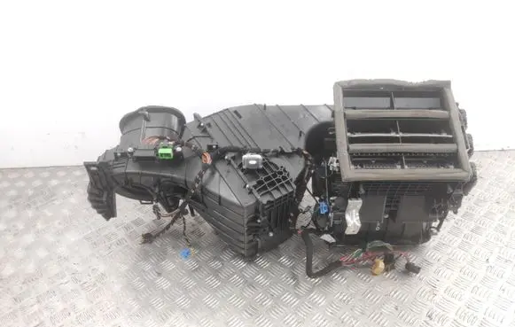 Porsche Cayenne (9PA) Interior heater climate box assembly housing 7H2820096 7H2819096