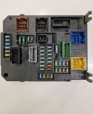 Peugeot 508 Fuse module 966499238000 A2C53383165
