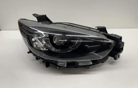 Mazda CX-5 Headlight/headlamp KD3151030