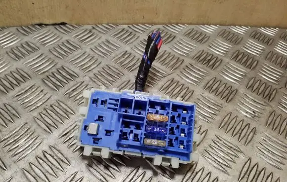 Volvo XC70 Fuse module 6G9T14K131DA