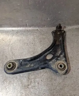 Peugeot 2008 I Front lower control arm/wishbone