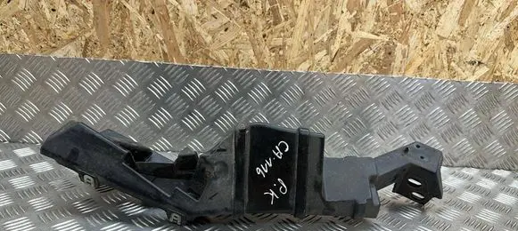 BMW i3 Fender mounting bracket 51647368157 7368157